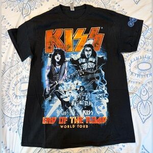 Kiss shirt medium